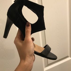 Tahari 3inch heel leather black